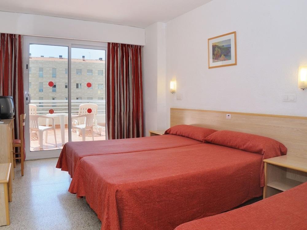 Medplaya Hotel Santa Monica Calella Exterior photo