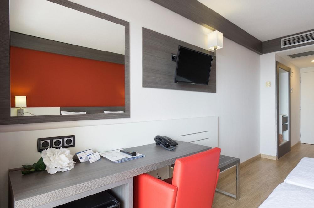 Medplaya Hotel Santa Monica Calella Exterior photo